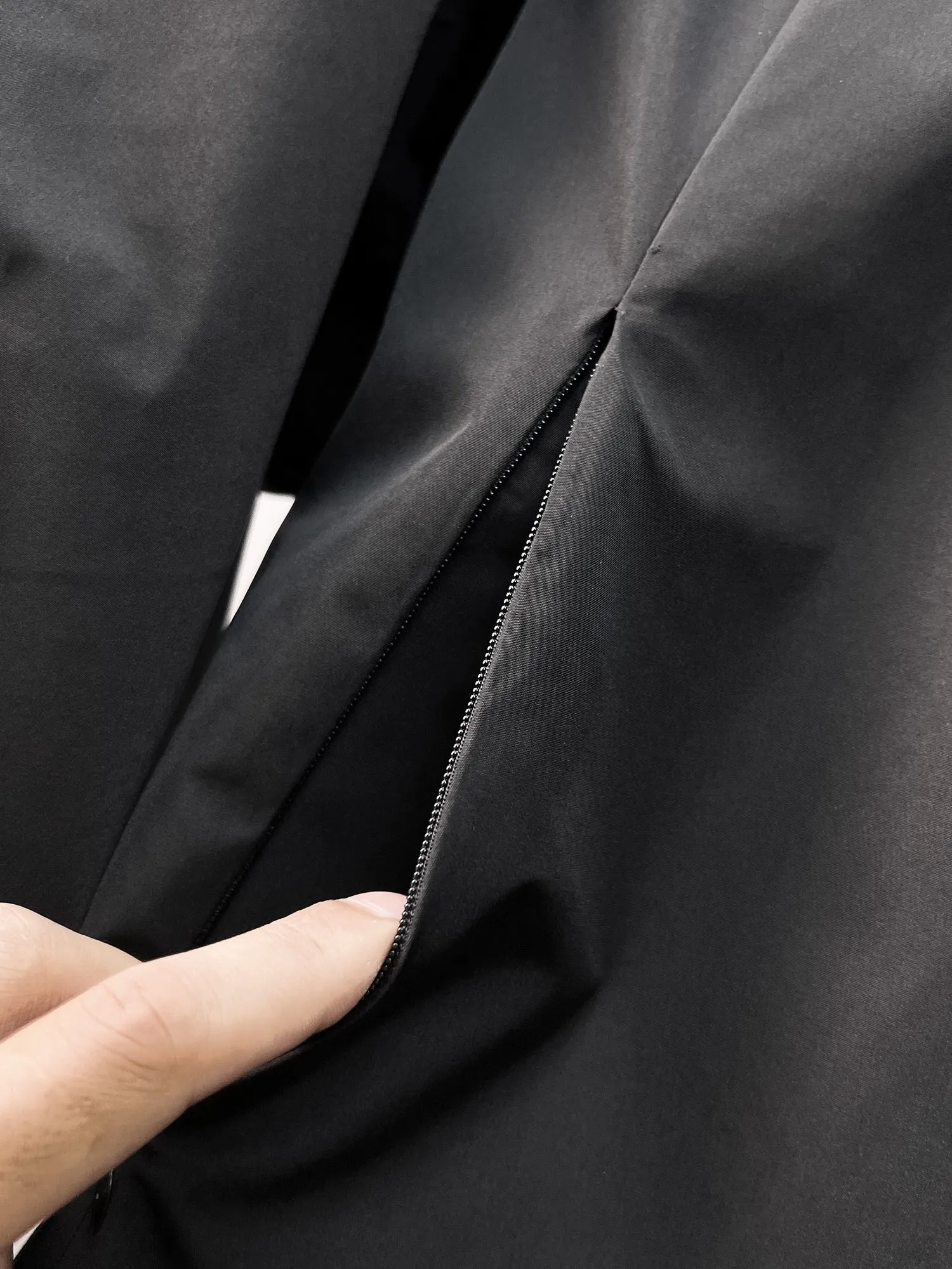 Same Style， ， 2026 New Arrival ， Original Premium Breathable ， ， ， Quality。 ， Sizes：M～3XL，